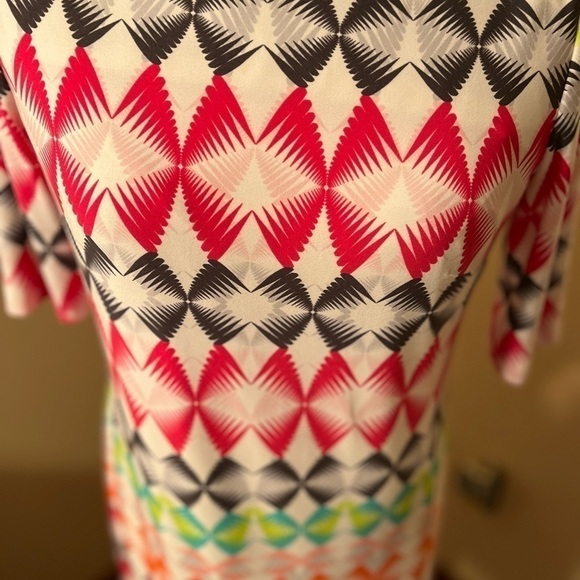 Eliza J Rainbow Multi Color Shift Dress Sz 6 NWOT - Picture 5 of 9